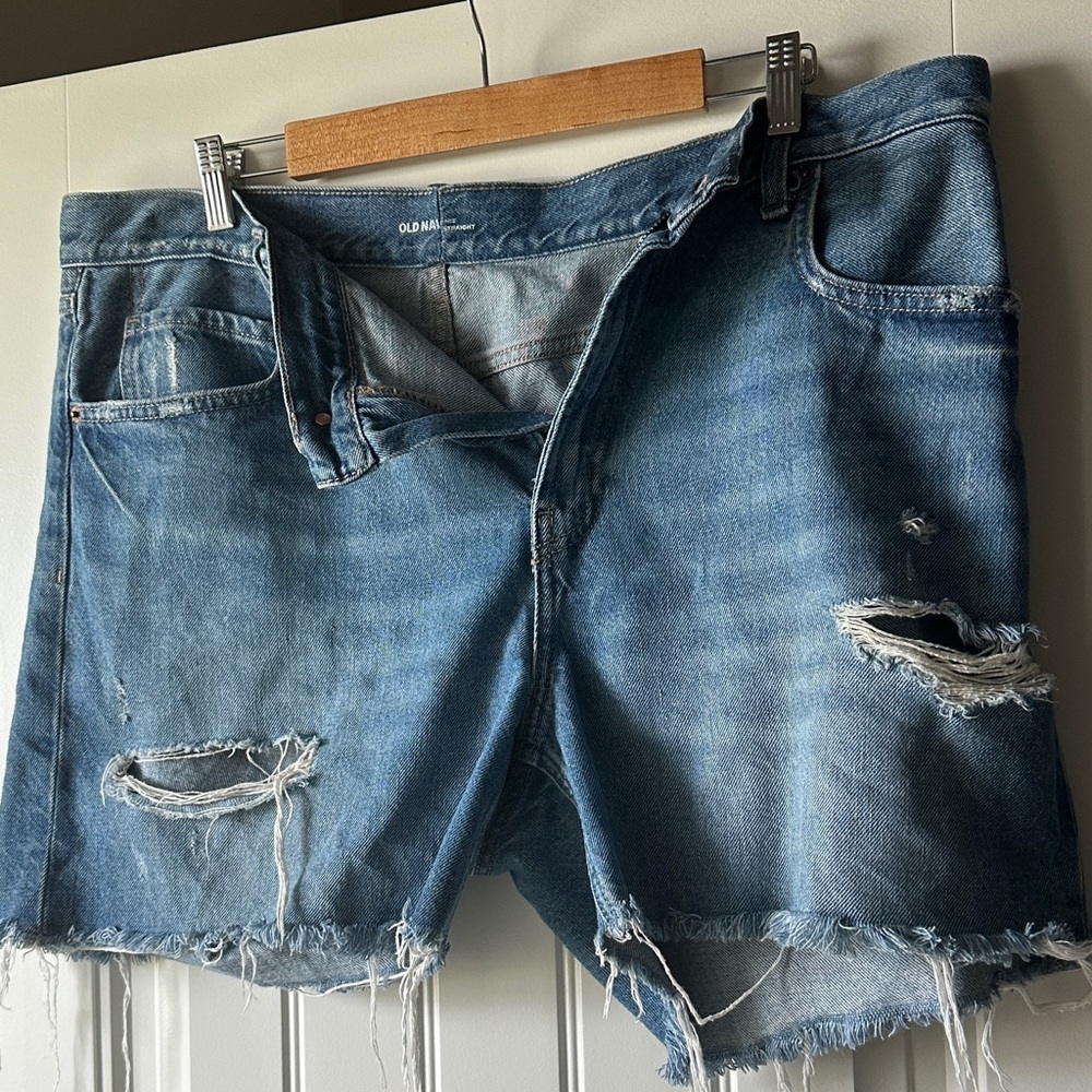 Old Navy Rise Straight Distressed Blue Denim Shorts